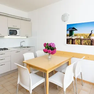 Condominio Lavinia Apartament